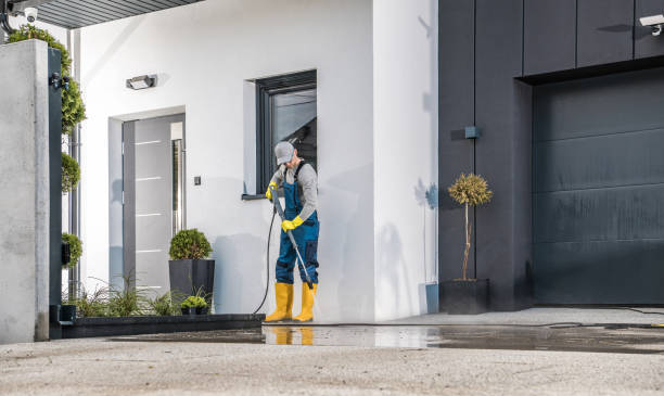Best Driveway Pressure Washing  in Clinton, NY